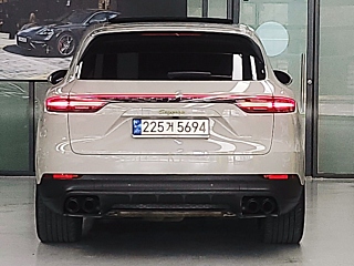 PORSCHE CAYENNE PO536 2022