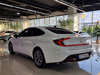HYUNDAI SONATA DN8 2021