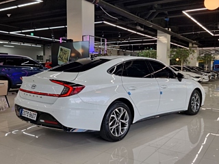 HYUNDAI SONATA DN8 2021
