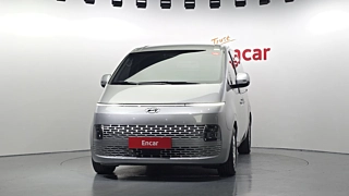 HYUNDAI STARIA 2023