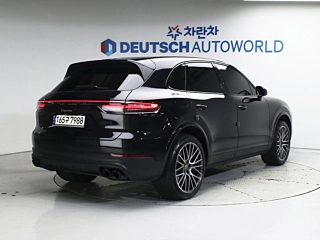 PORSCHE CAYENNE PO536 2022