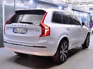 VOLVO XC90 2023