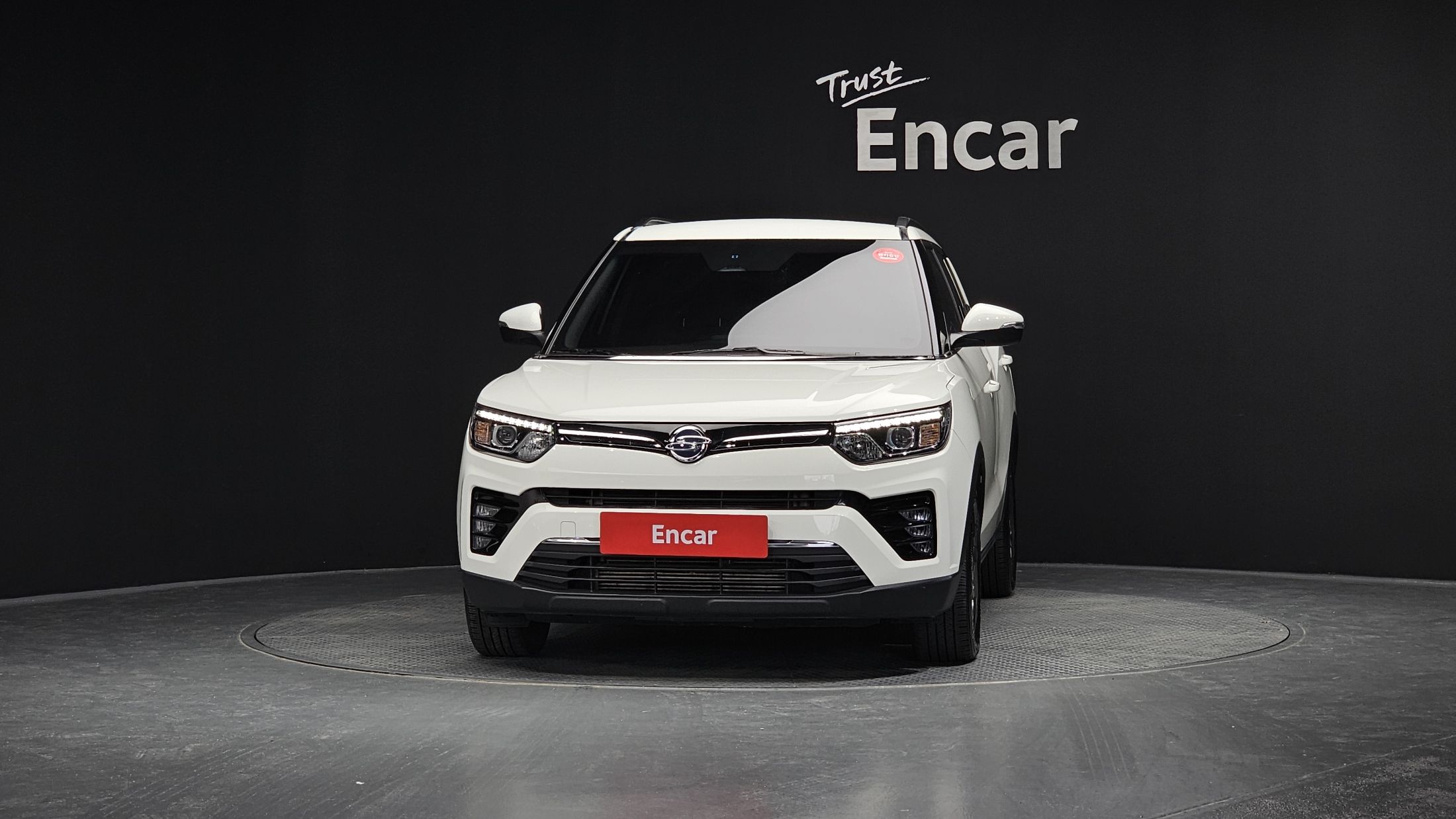 SSANGYONG TIVOLI VERY NEW 2022