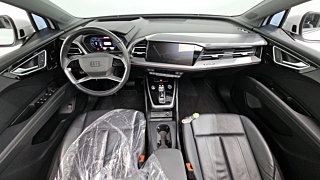 AUDI Q4 E-TRON F4 2022
