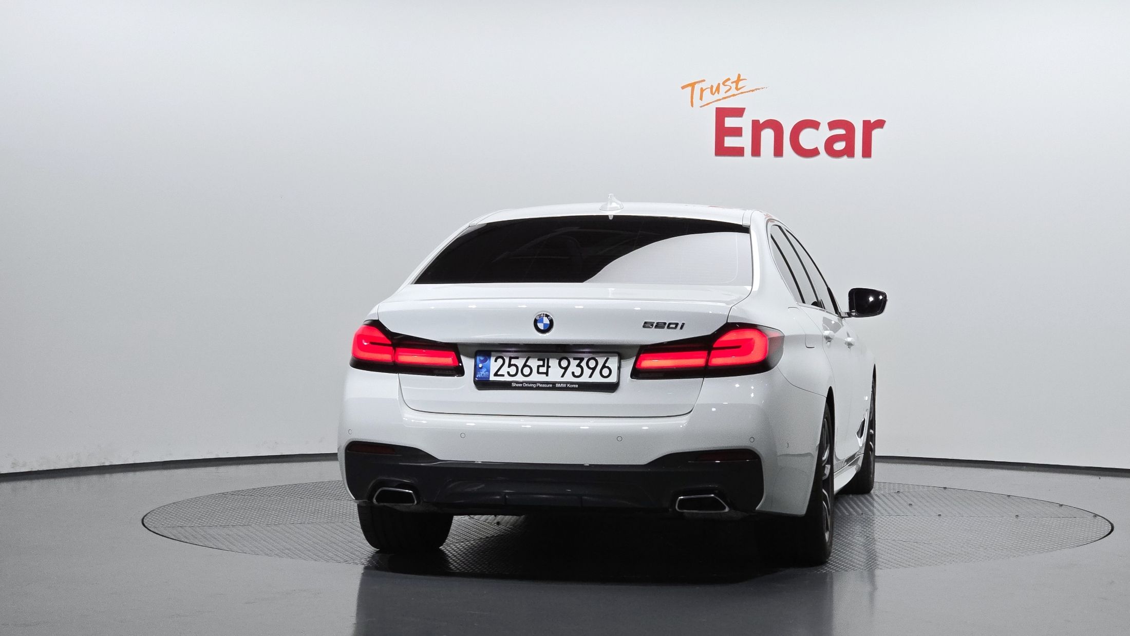 BMW 5-SERIES G30 2021
