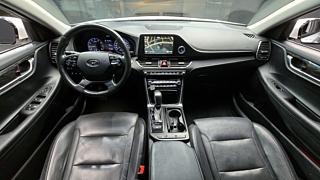 HYUNDAI GRANDEUR IG 2016
