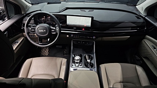KIA CARNIVAL 2024
