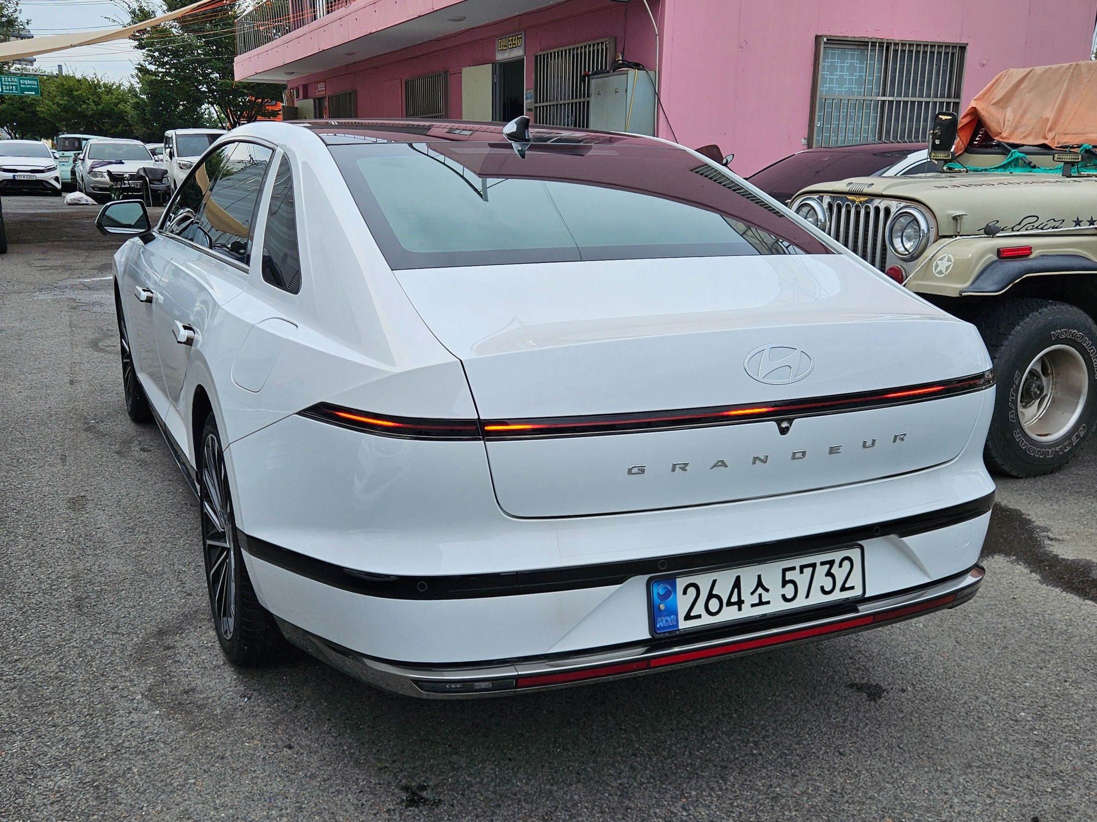 HYUNDAI GRANDEUR GN7 2023