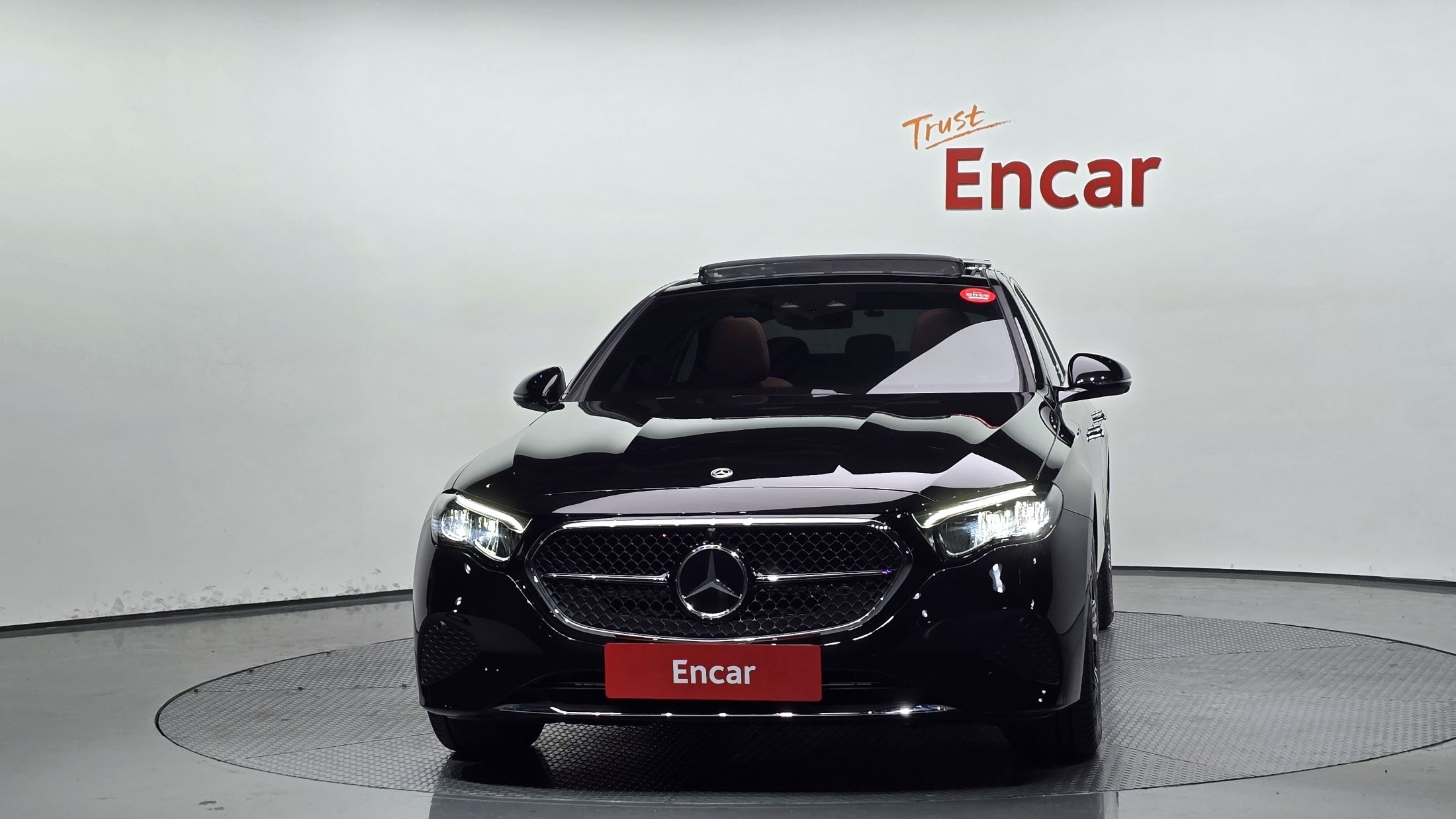 MERCEDES BENZ E-CLASS W214 2025