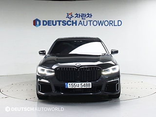 BMW 7-SERIES G11 2016