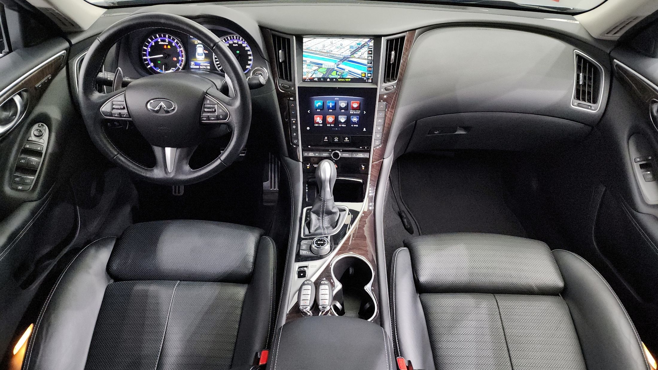 INFINITI Q50 2016