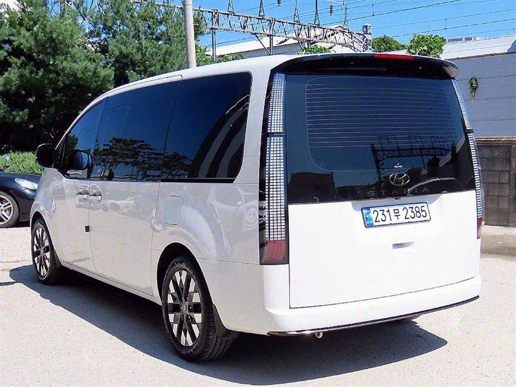 HYUNDAI STARIA 2021