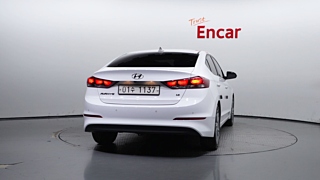 HYUNDAI AVANTE AD 2017