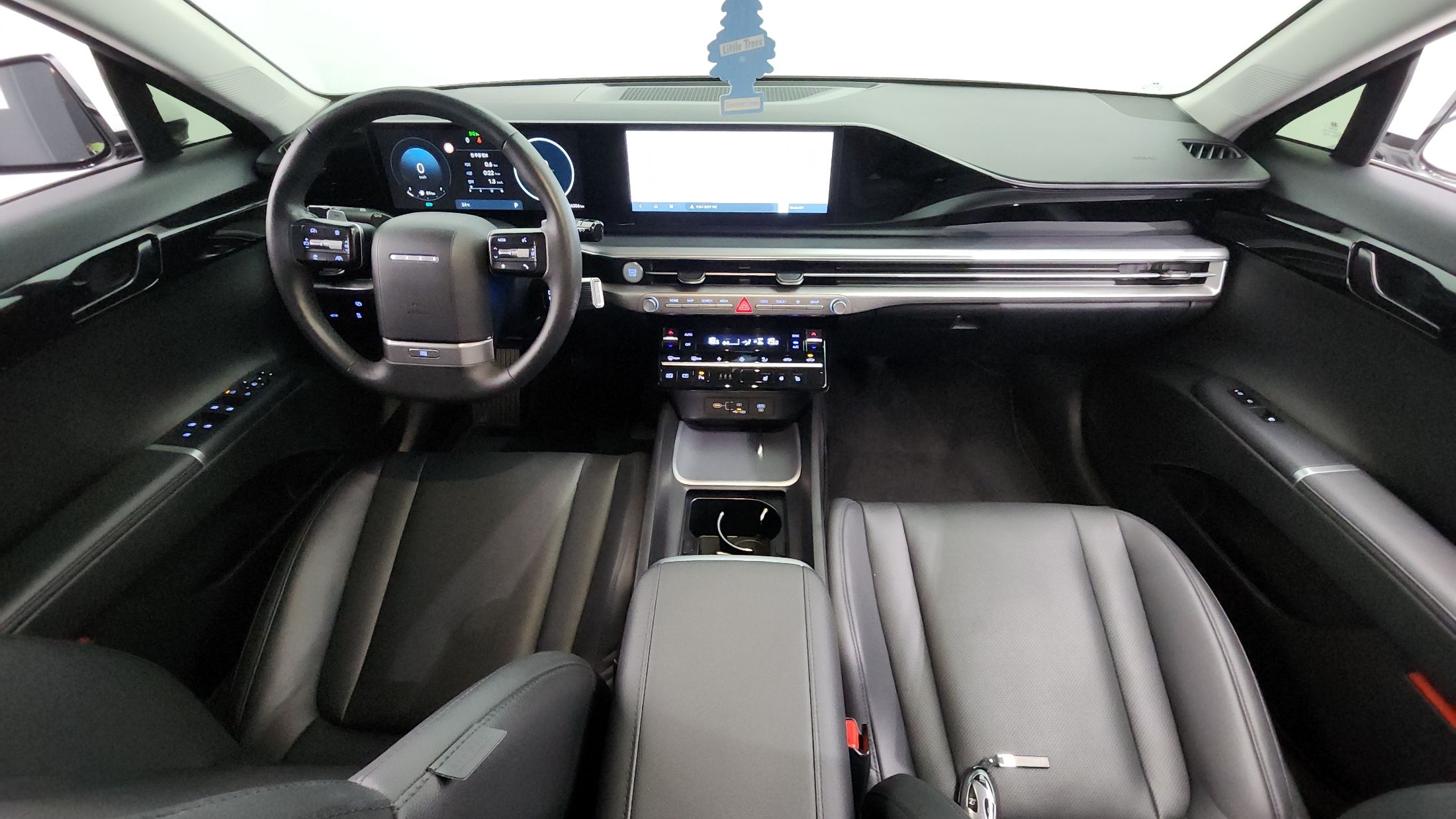 HYUNDAI GRANDEUR GN7 2023