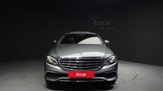 MERCEDES BENZ E-CLASS W213 2020