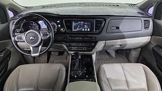 KIA CARNIVAL 2016