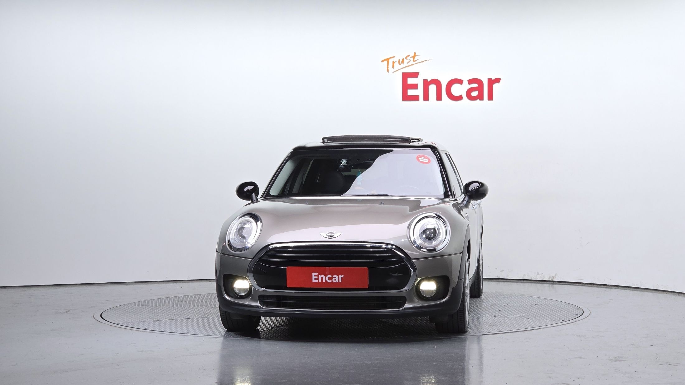 MINI CLUBMAN COOPER D 2016