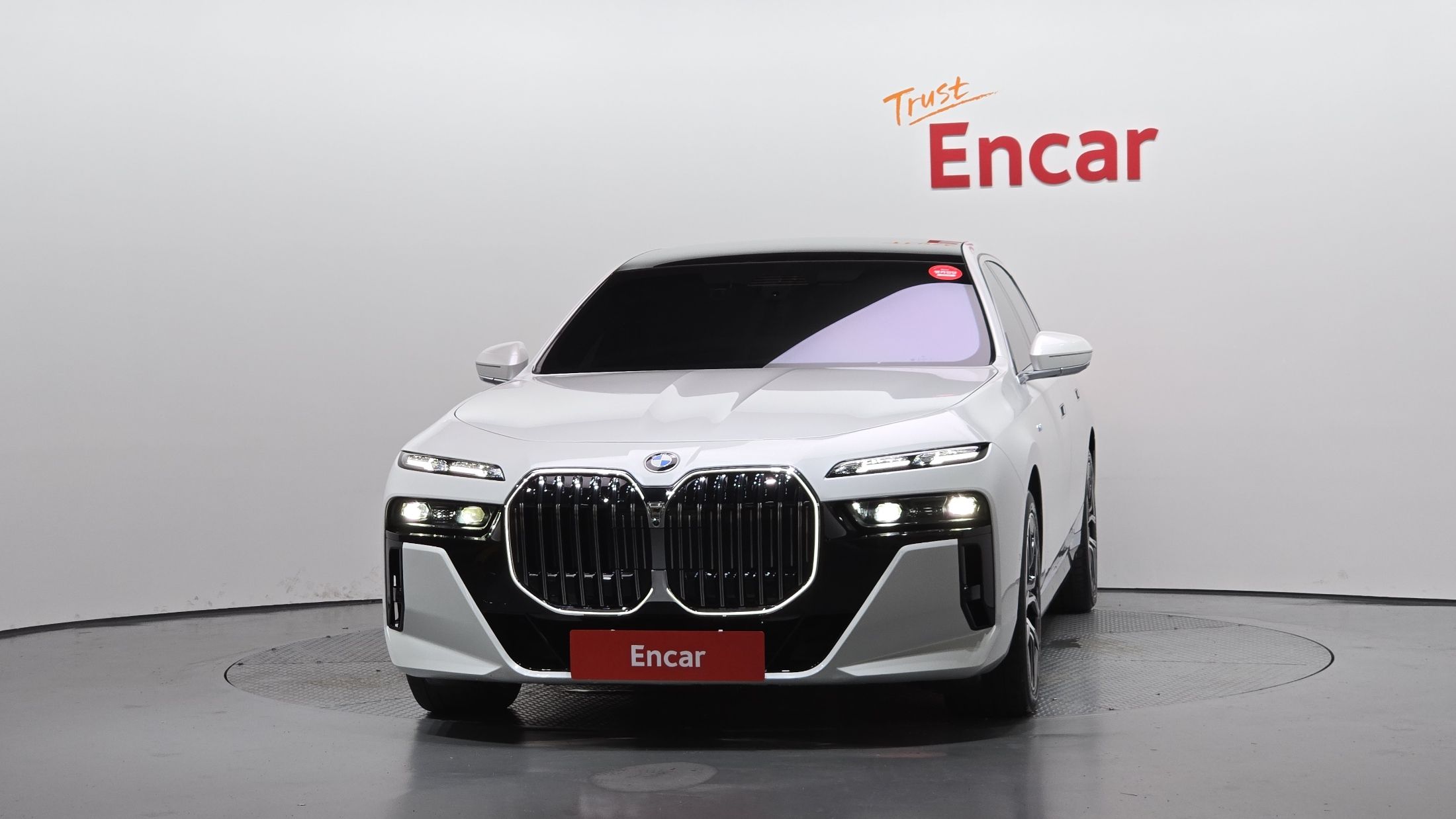 BMW 7-SERIES G70 2024