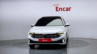 VOLKSWAGEN JETTA 2024