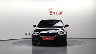BMW 5-SERIES G30 2017