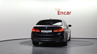 BMW 5-SERIES G30 2017
