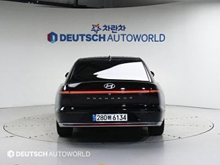HYUNDAI GRANDEUR HYBRID GN7 2023