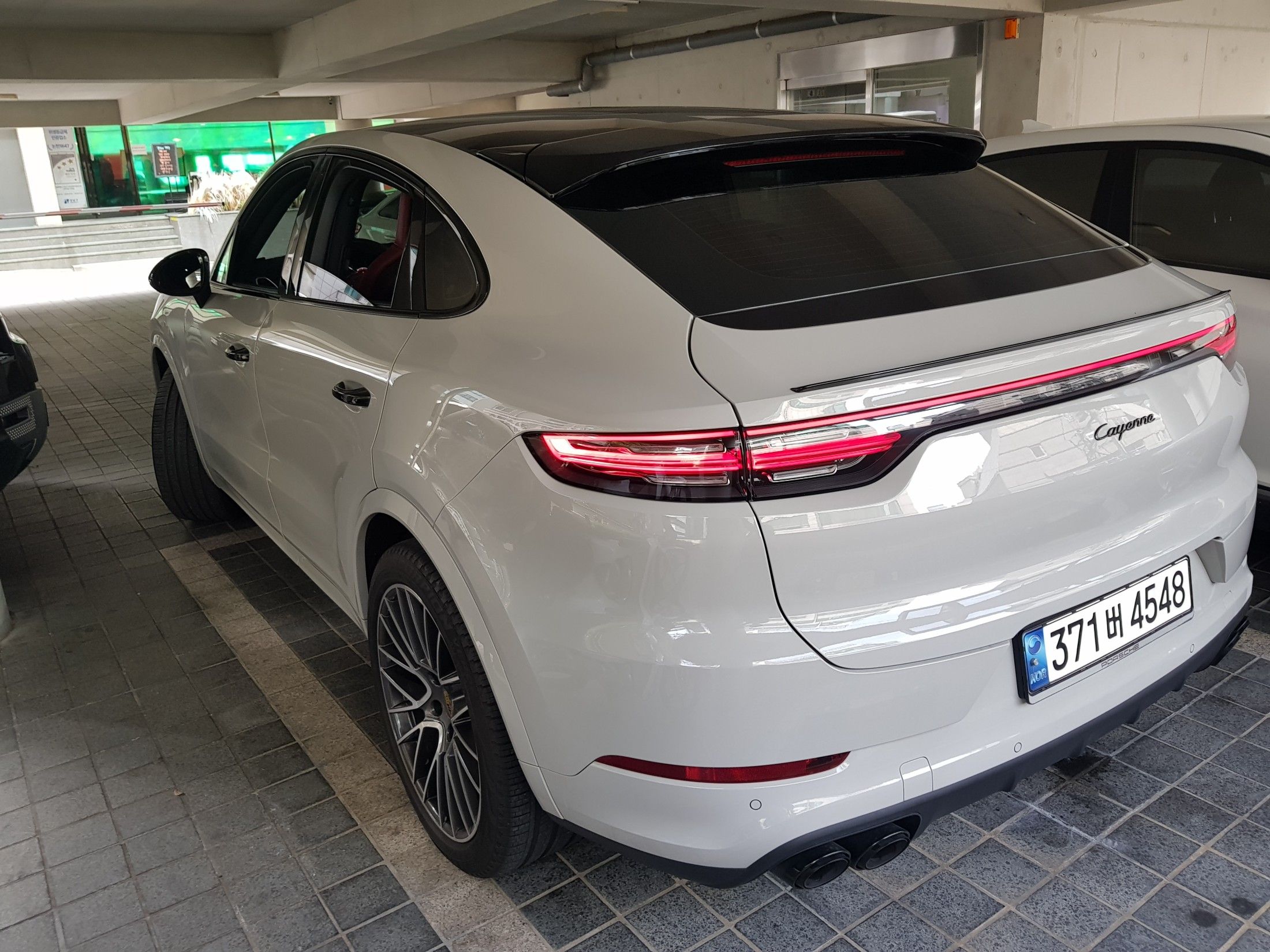 PORSCHE CAYENNE PO536 2021
