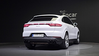 PORSCHE CAYENNE PO536 2021