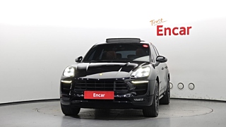 PORSCHE MACAN 2018