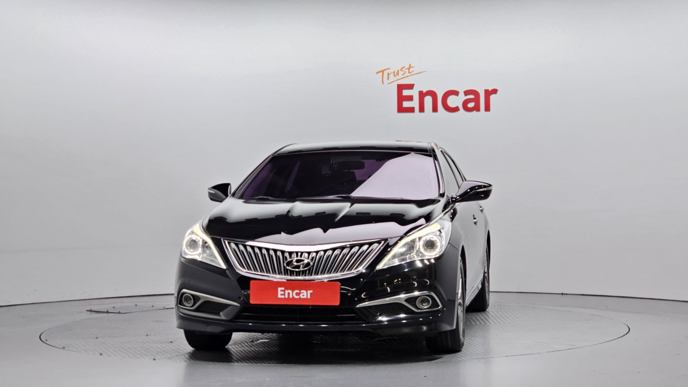 HYUNDAI GRANDEUR HG 2016