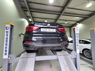 BMW X6 F16 2016