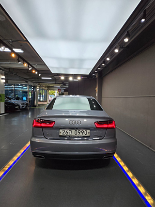 AUDI A6 2016