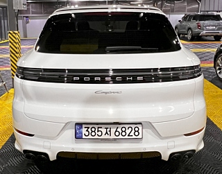PORSCHE CAYENNE PO536 2024
