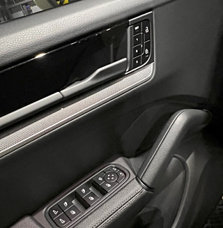 PORSCHE CAYENNE PO536 2024