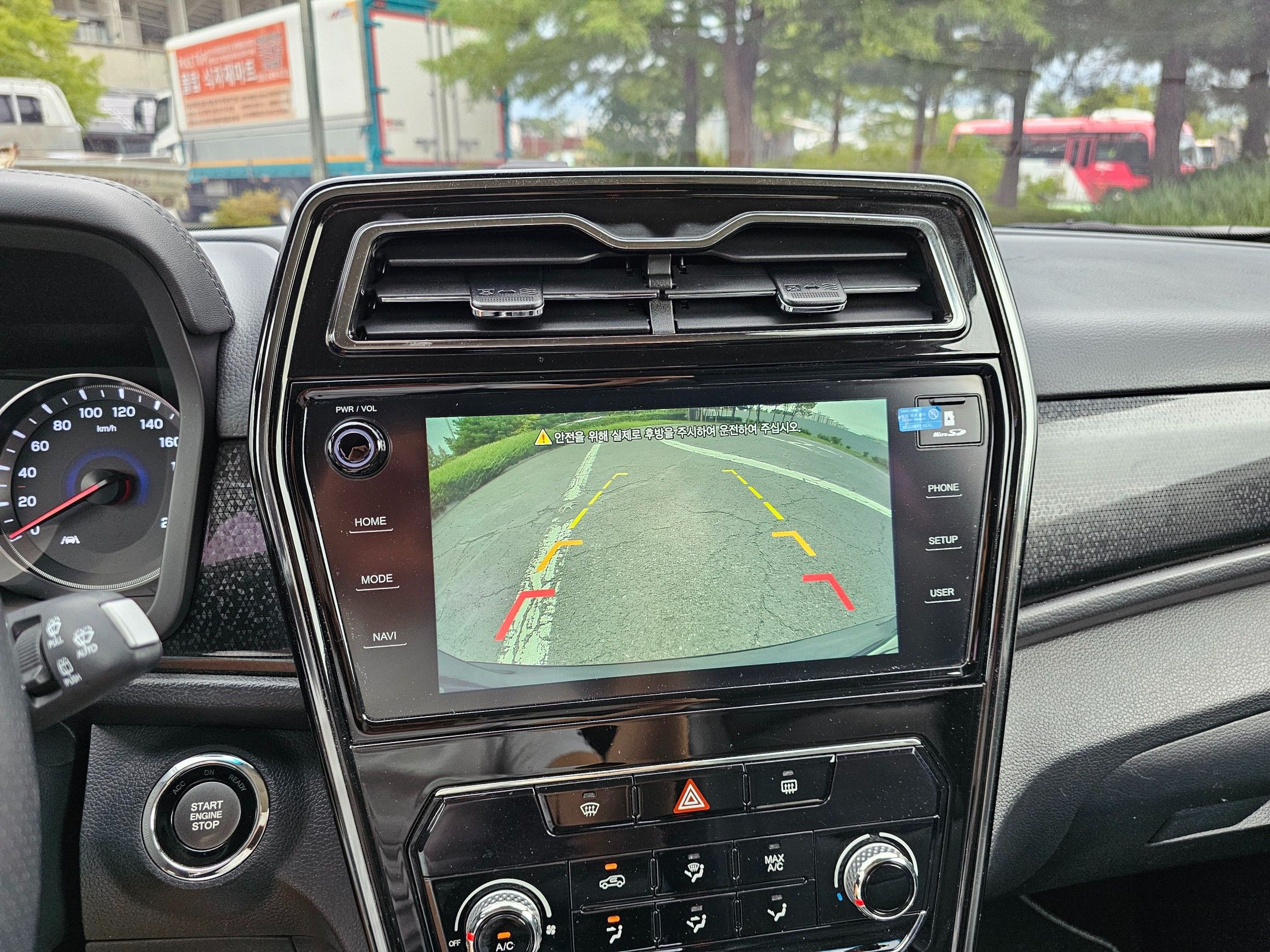 SSANGYONG TIVOLI VERY NEW 2019