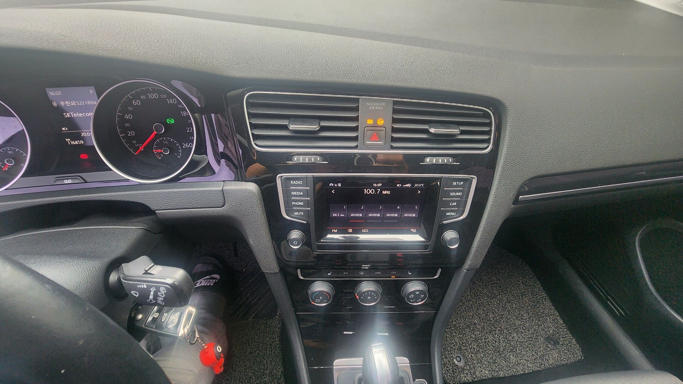 VOLKSWAGEN GOLF 2015