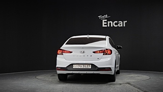 HYUNDAI AVANTE AD 2019