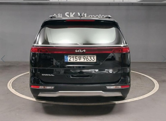 KIA CARNIVAL 2023