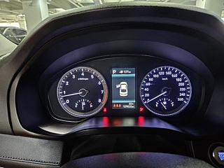 HYUNDAI GRANDEUR IG 2017