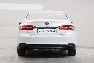 TOYOTA CAMRY XV70 2023