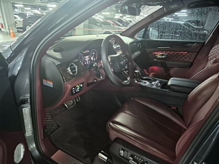 BENTLEY BENTAYGA 2022