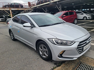 HYUNDAI AVANTE AD 2016