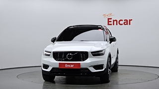 VOLVO XC40 2018