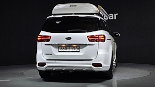 KIA CARNIVAL 2018