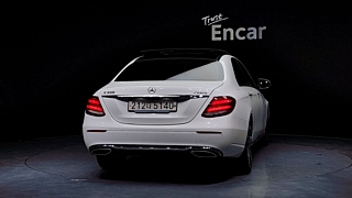 MERCEDES BENZ E-CLASS W213 2017