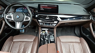 BMW 5-SERIES G30 2022