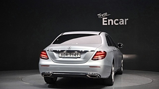 MERCEDES BENZ E-CLASS W213 2018