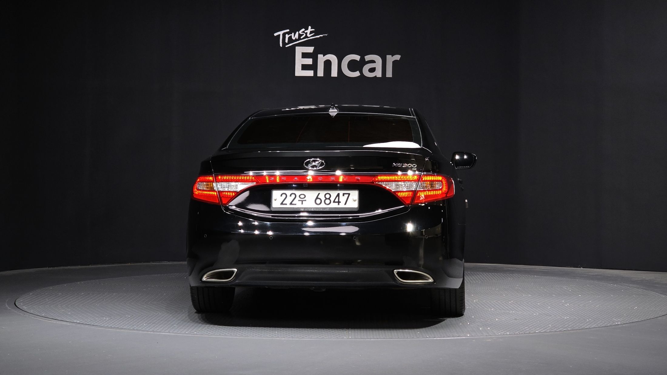 HYUNDAI GRANDEUR HG 2013