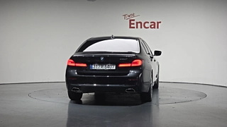BMW 5-SERIES G30 2022