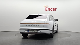 HYUNDAI GRANDEUR HYBRID GN7 2023